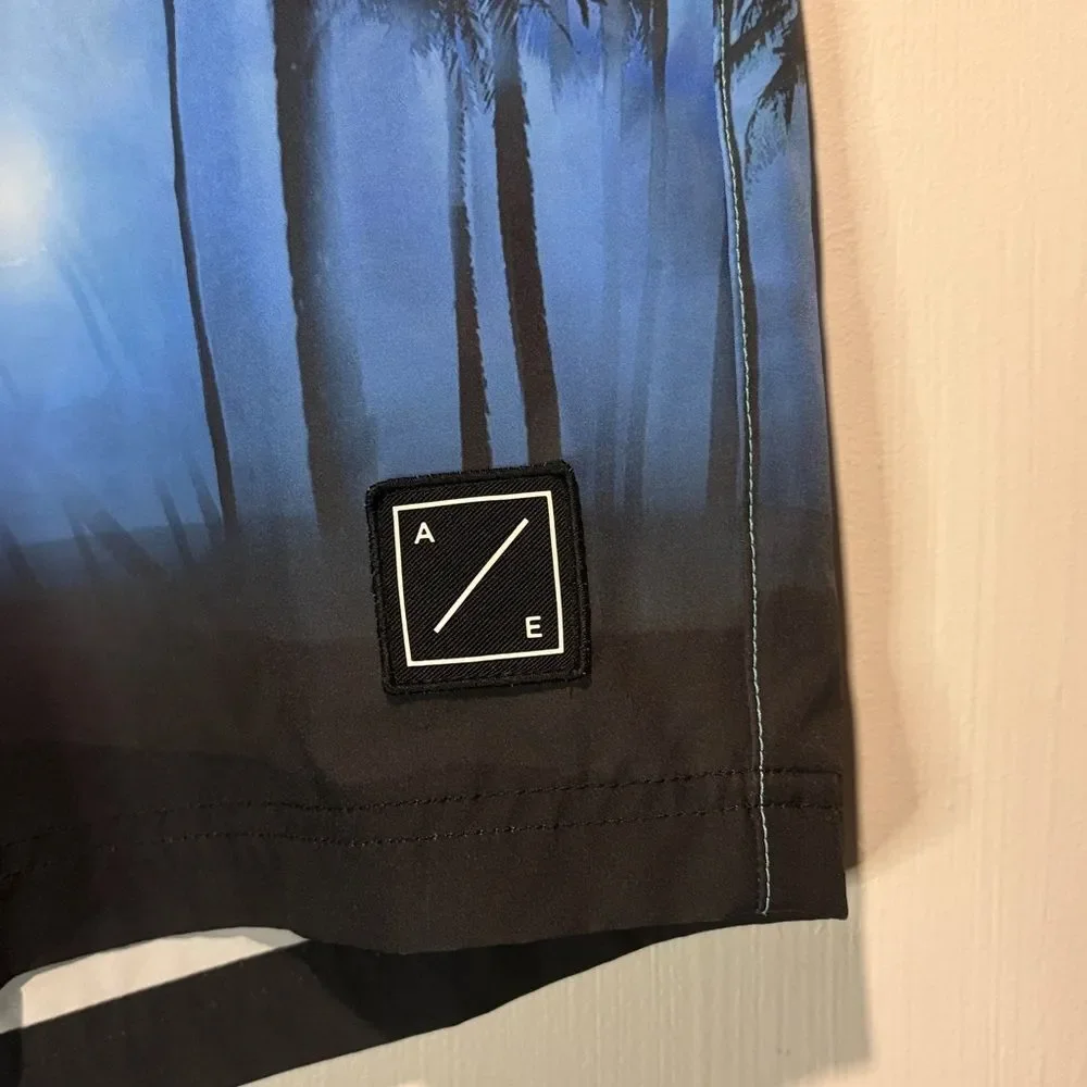 American Eagle- Blue Black Palm Tree Design Men's Swim Board Shorts- Size M